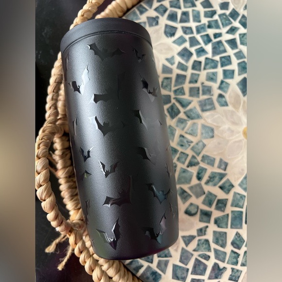 Simple Modern 🦇 BATS 🦇 Voyager Tumbler Signature 16oz - Picture 1 of 3